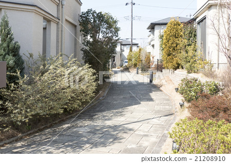 Residential condominium residential area and obligation for sidewalk obstruction Building standard law urban planning area image 21208910