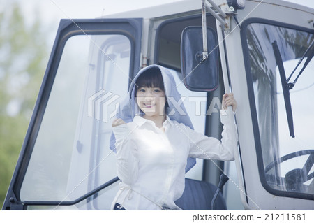 Agriculture female tractor Agriculture female tractor 21211581