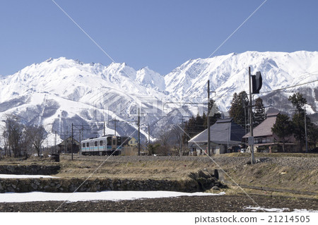 The big lean line running in Hakuba village 21214505
