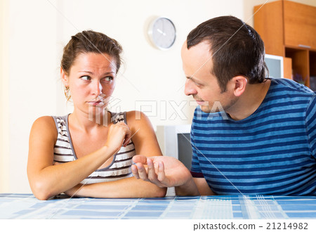 Family quarrel Family quarrel 21214982