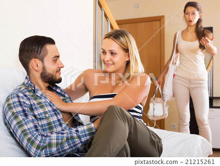 Love triangle 21215261