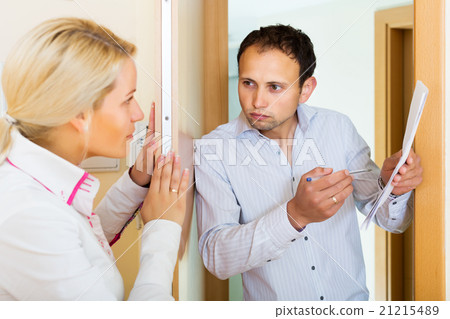 Businessman trying to collect money 21215489