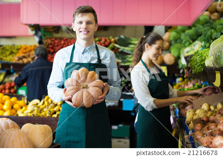 Stuff selling sweet pumpkin 21216678