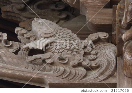 Shinshu Shiojiri Kita Kumai神社雕塑蝦彩虹雕塑鯉魚瀑布攀登Ogonomi風格的傑作Shiomiya Shogei的作品長野縣寶藏指定 Shinshu Shiojiri Kita Kumai神社雕塑蝦彩虹雕塑鯉魚瀑布攀登Ogonomi風格的傑作Shiomiya Shogei的作品長野縣寶藏指定 21217036