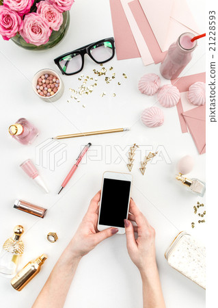 The female hands and smart phone The female hands and smart phone 21228593