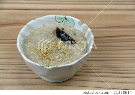 Homemade roast juice Homemade roast juice 21228614