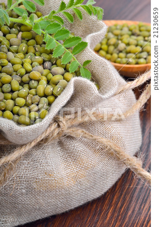 Chickpea in a burlap bag Chickpea in a burlap bag 21230659
