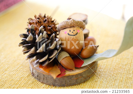 走在秋天 21233565