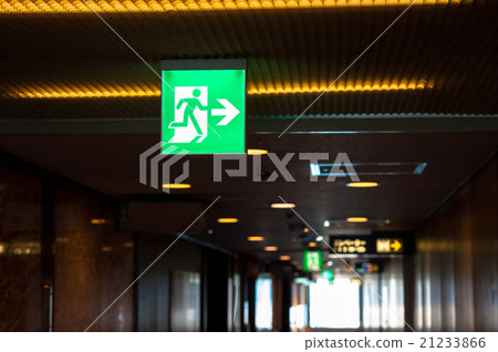 緊急出口 21233866