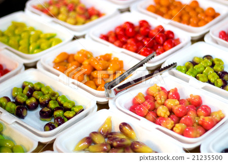 sweet thai dessert with peanut inside gelatin 21235500