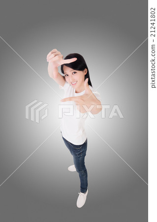 gesture of frame 21241802