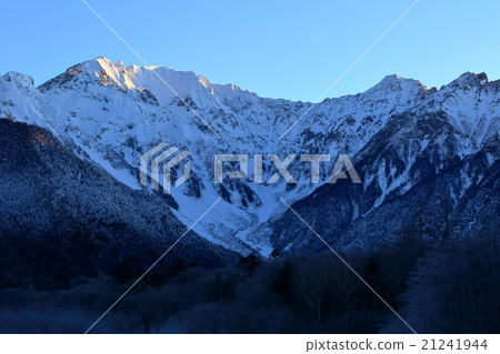 Winter Northern Alps 21241944