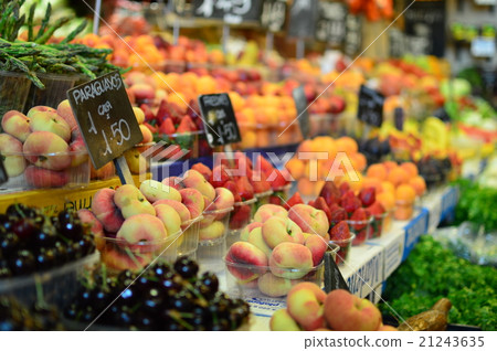 Market 21243635