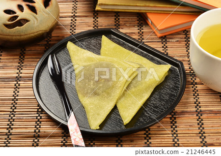 Traditional Japanese confectionery - Yatsuhashi 21246445
