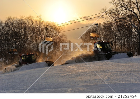 Niseko Annupuri Ski Resort 21252454