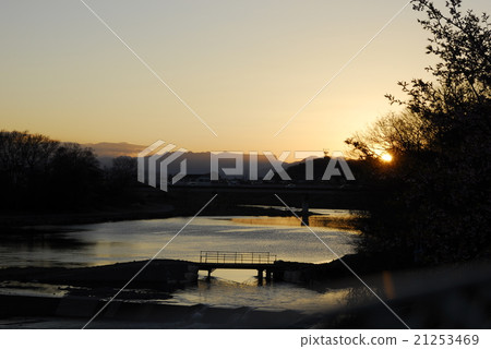 Sunset in Mukawa River 21253469