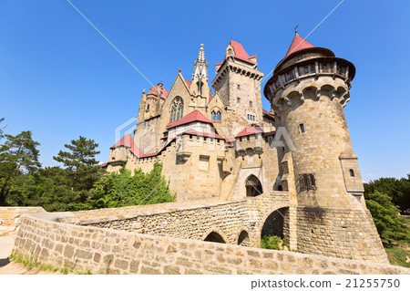 Burg Kreuzenstein castle, Austria, near Vienna 21255750