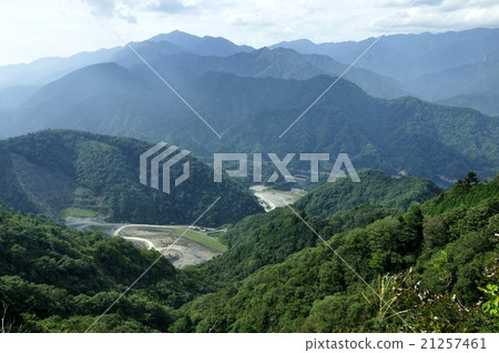 Tanzawa山從佛教山的 21257461