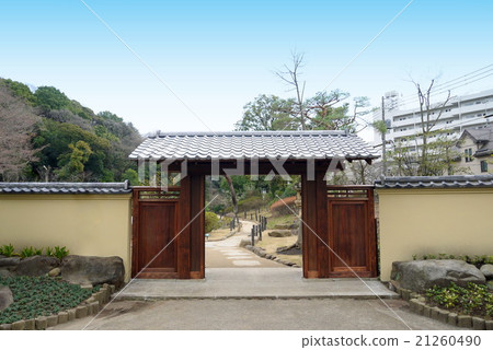 Mid-gate of Shin-Edogawa Park (March) Bunkyo-ku, Tokyo Mid-gate of Shin-Edogawa Park (March) Bunkyo-ku, Tokyo 21260490