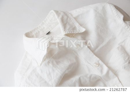 Wrinkled full white shirt White back Wrinkled full white shirt White back 21262787