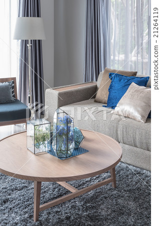 modern living room with wooden round table modern living room with wooden round table 21264119