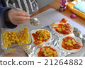 Make pizza with children and dumpling skin 21264882