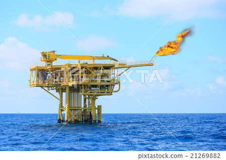 Offshore construction platform for production oil  21269882