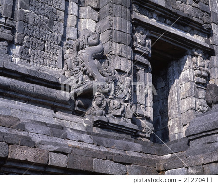 Seu Temple relief 21270411