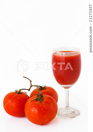 Three red tomatoes Three red tomatoes 21271937