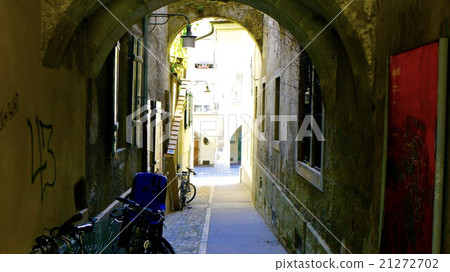 Bern's path 21272702