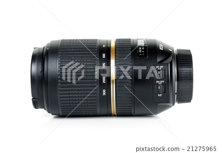 Camera len isolated on the white background Camera len isolated on the white background 21275965