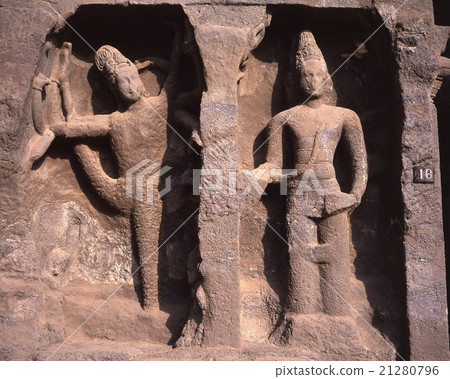 埃洛拉石窟寺Kailashanatha寺的第16個洞佛像 21280796