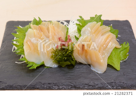 Delicious white marinated shellfish sashimi 21282371