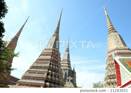 Wat Pho Stupas 21283031