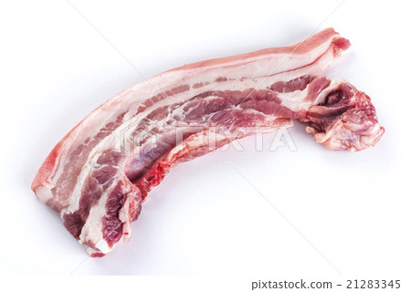 白色背景上的豬肉 21283345