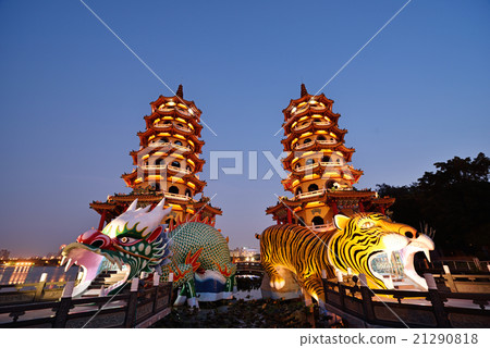 Tiger and Dragon Pagodas Tiger and Dragon Pagodas 21290818