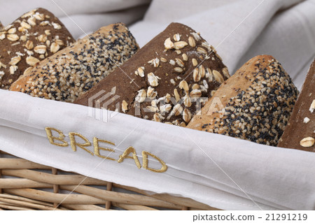 Wholemeal bread Wholemeal bread 21291219
