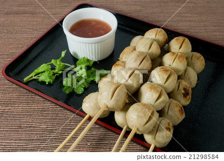 Delicious Grilled Meat Ball on Bamboo Skewer 21298584