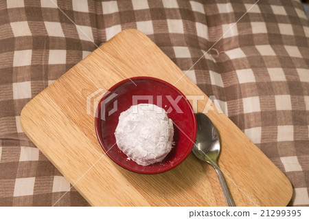 Strawberry Mochi or Ichigo Daifuku Strawberry Mochi or Ichigo Daifuku 21299395