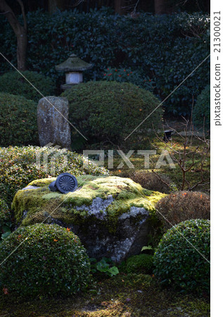 Yunutein Senggyu-ji Towerhead garden (2016.1) Yunutein Senggyu-ji Towerhead garden (2016.1) 21300021