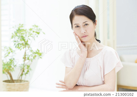 Female in her 50 21300102