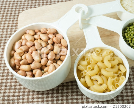 Pasta, Rice, Peanuts and Mungin Measuring Spoons 21300202