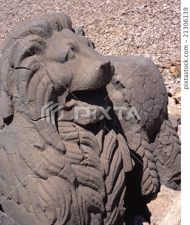 內姆魯特山獅子雕象 內姆魯特山獅子雕象 21306139