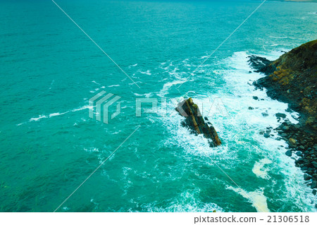 Irish landscape. Coastline atlantic ocean coast scenery. 21306518