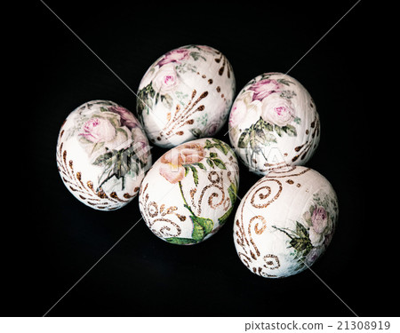 Colorful Easter eggs on the dark background, symbol of springtim 21308919