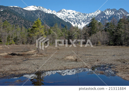 Kamikochi in spring 21311884