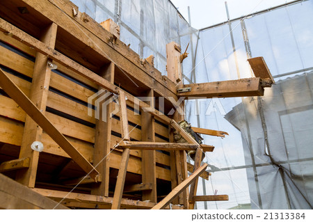 House demolition contractor Semi-destructive building destruction work Wood waste material Build up Japanese architecture House demolition contractor Semi-destructive building destruction work Wood waste material Build up Japanese architecture 21313384