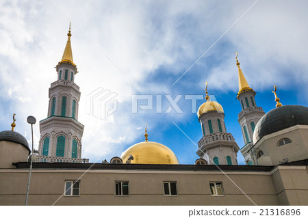 towers of Moscow Cathedral Mosque in snowfall towers of Moscow Cathedral Mosque in snowfall 21316896