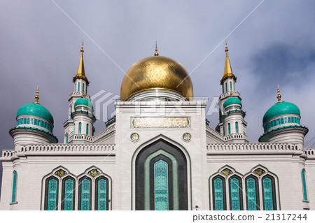 Moscow Cathedral Mosque under gray clouds Moscow Cathedral Mosque under gray clouds 21317244
