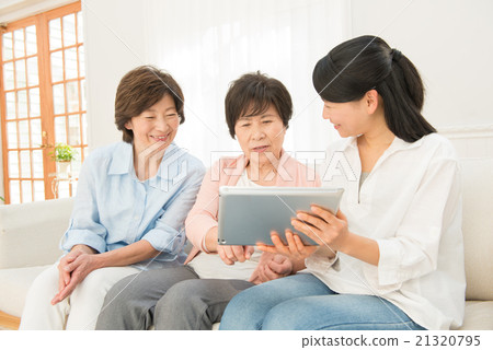 三代女人形象 21320795